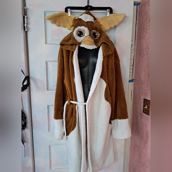 Men's Gizmo Frm Gremlins Hooded Robe- Limited Edition - Picture 1 of 13